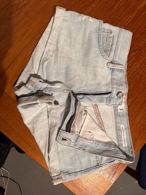 Women’s Garage Denim Blue Shorts Low Rise Cuffed Cotton Size 1 -25